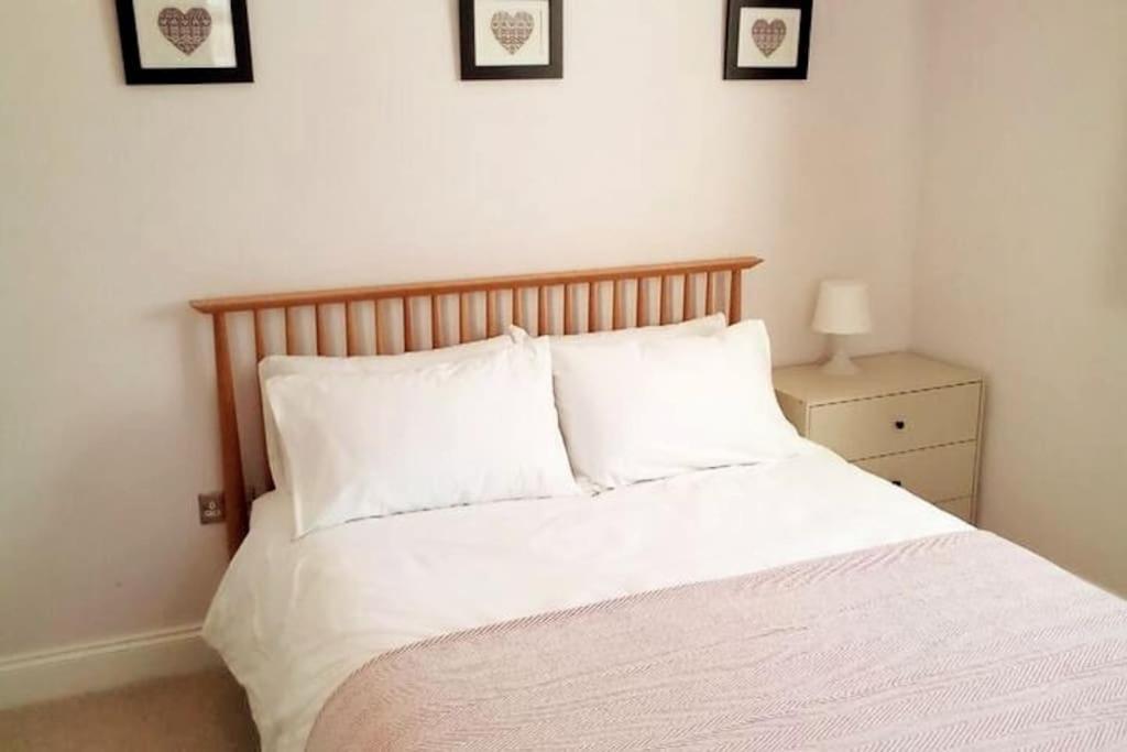 Quaint 3 Bedroom Devon Cottage Хонитън Екстериор снимка